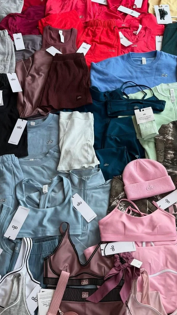 Alo Yoga Apparel Pallet (250 Pieces) - Image 3