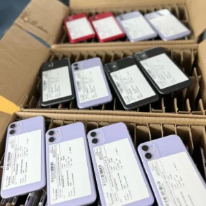 Alternative view of Wholesale Mixed iPhone Pallet (15 Phones)