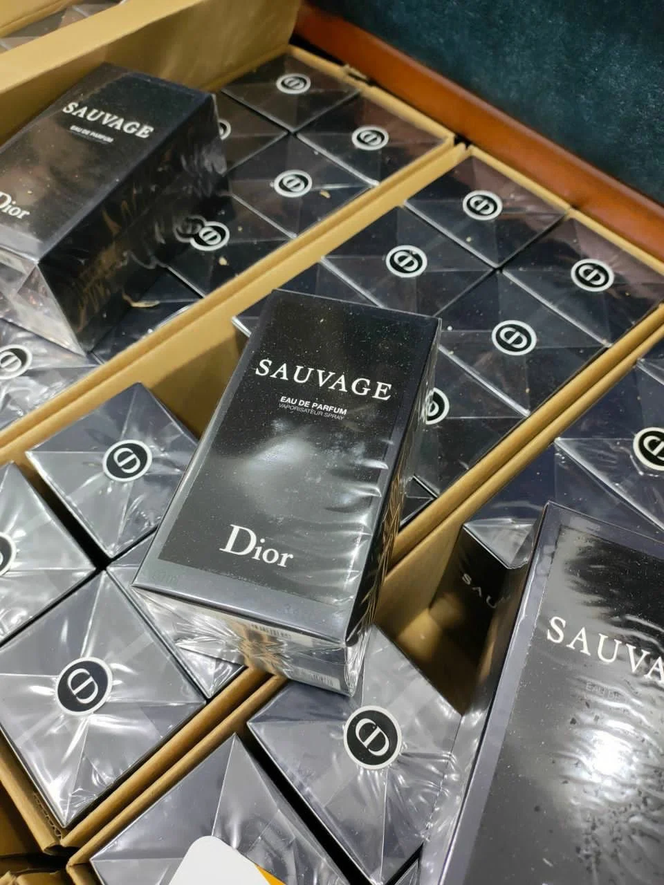 Authentic Perfume & Cologne Pallet (150 Pieces)